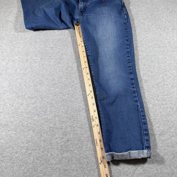 Levi's Women's Jeans Cropped Ankle Skinny Size 6 - Picture 2 of 11